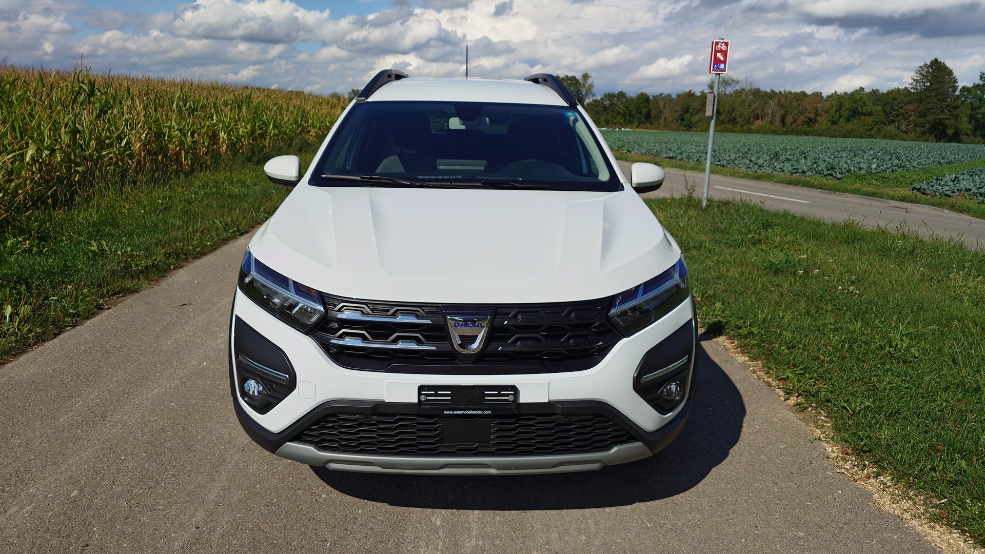 DACIA Jogger TCe 110 Comfort-image-9