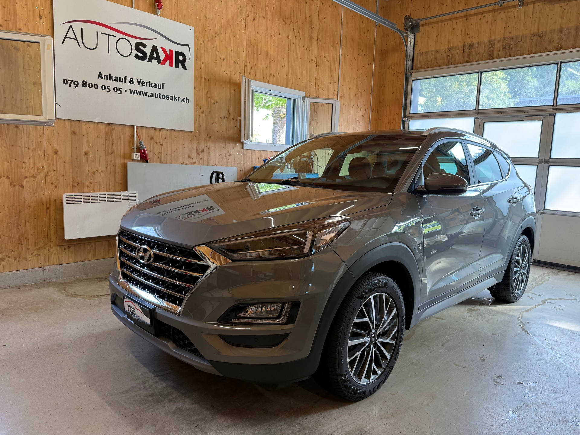 HYUNDAI Tucson 1.6 TGDI Amplia 4WD DCT-image-0
