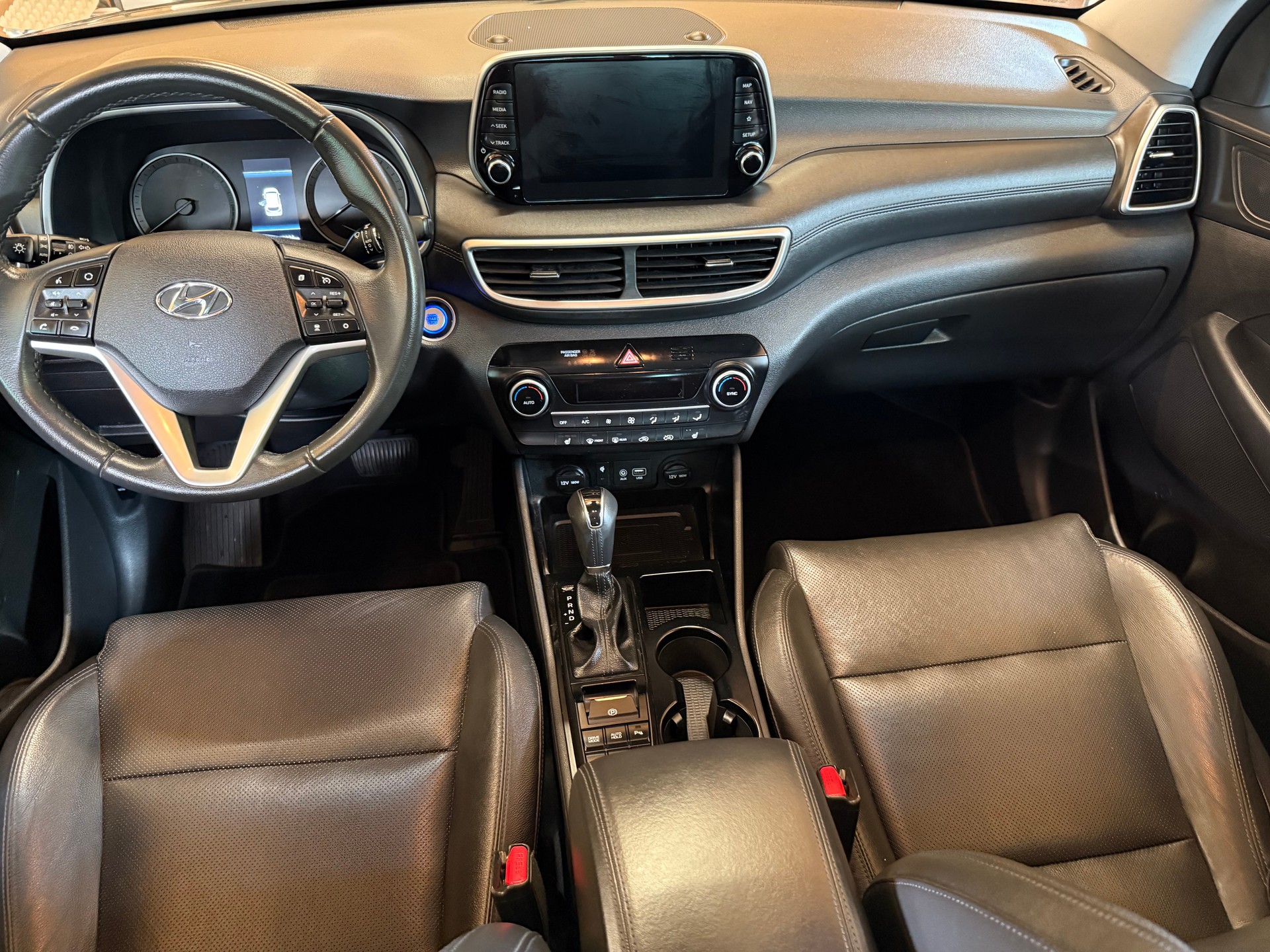 HYUNDAI Tucson 1.6 TGDI Amplia 4WD DCT-image-8