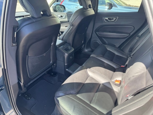 VOLVO XC60 2.0 T8 TE Plus Dark eAWD-image-13
