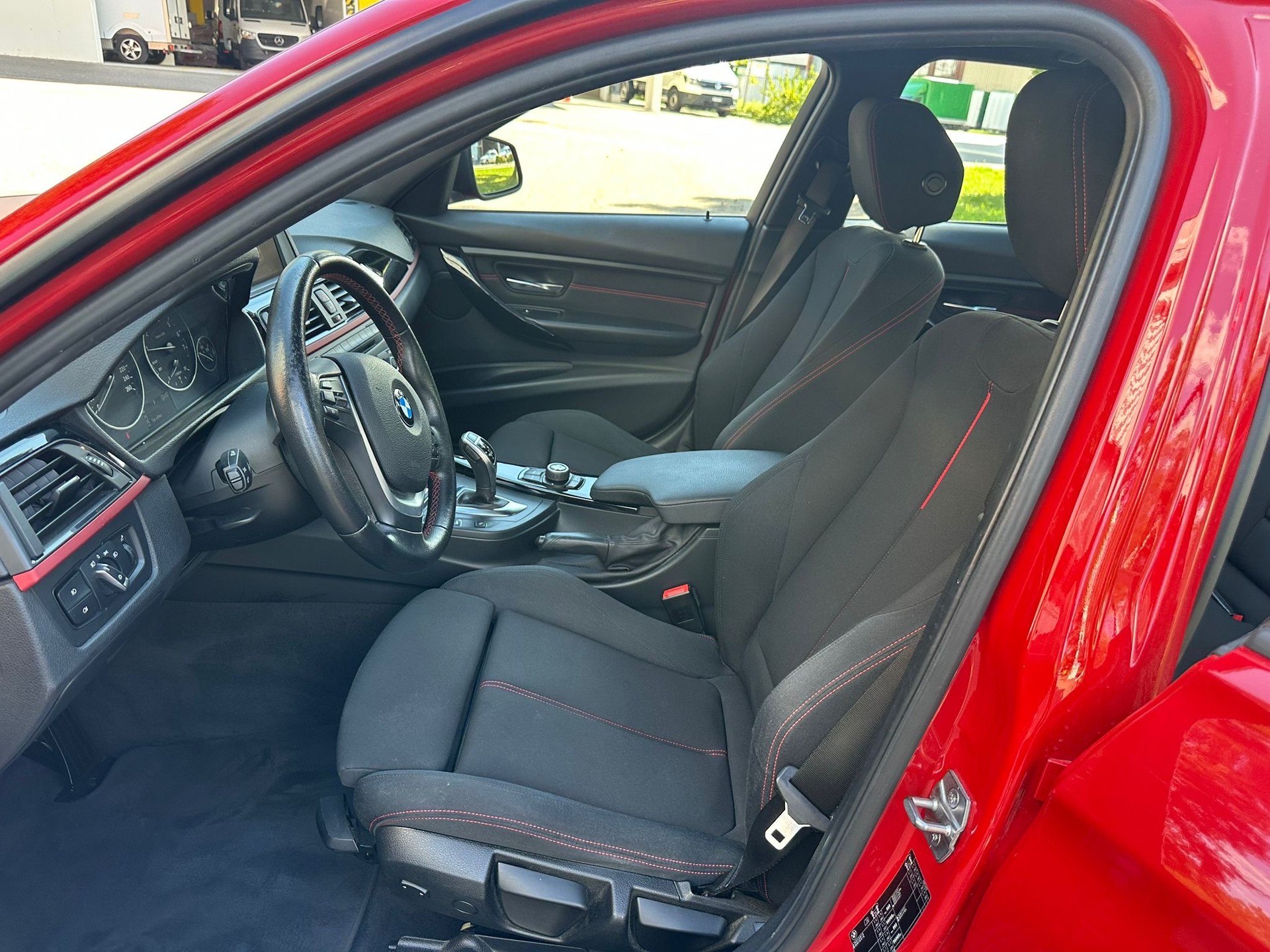 BMW 328i Sport Line Steptronic-image-6