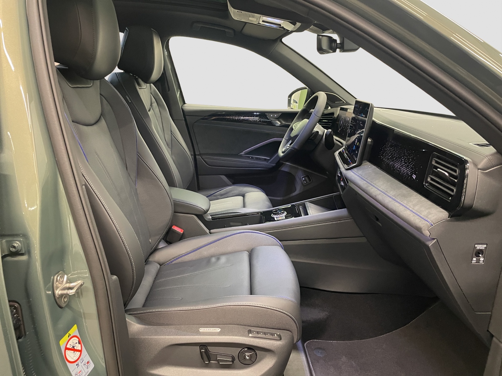 VW Tiguan 1.5 TSI evo2 eHybrid R-Line DSG-image-13