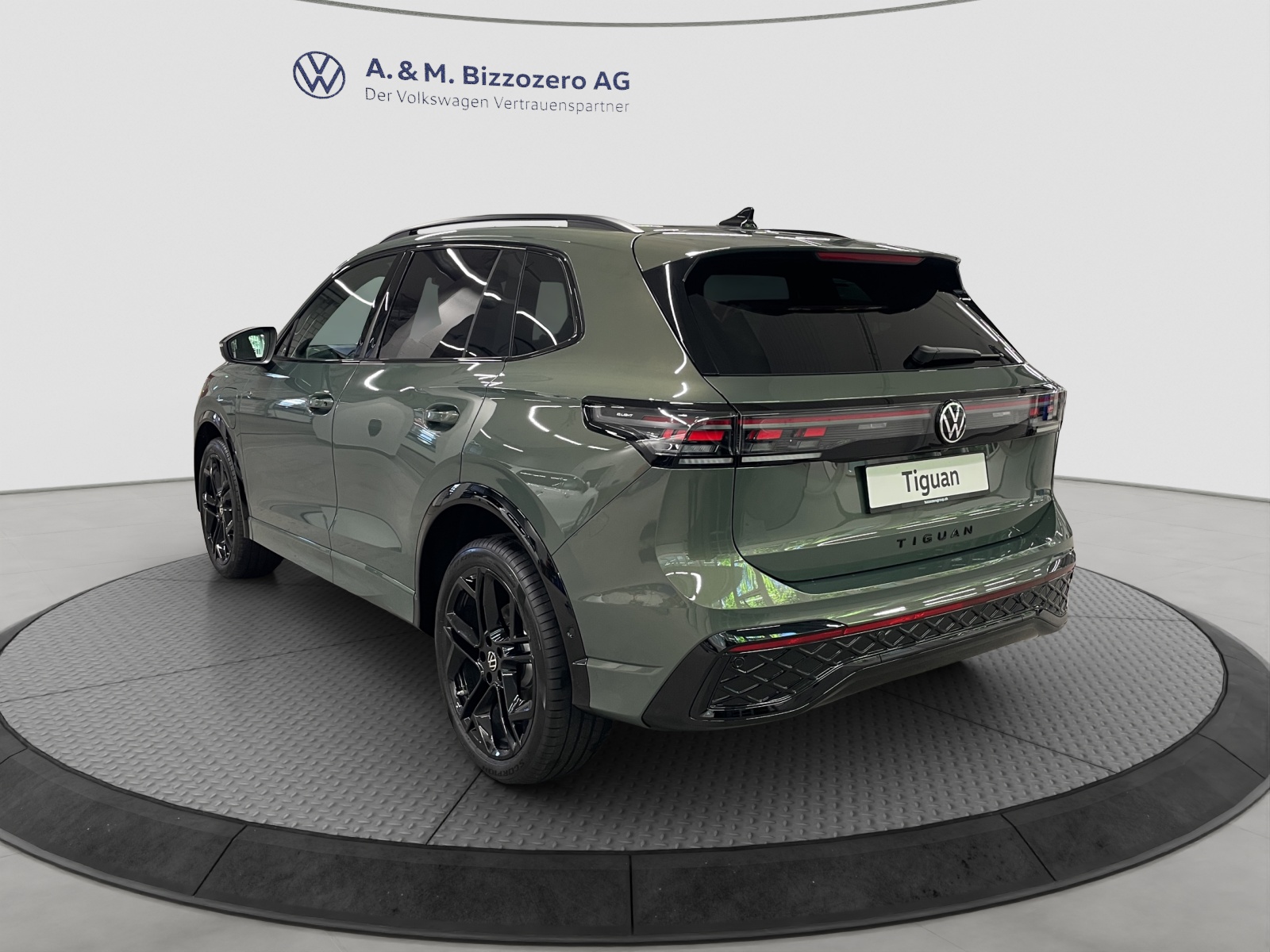 VW Tiguan 1.5 TSI evo2 eHybrid R-Line DSG-showroom-element-2