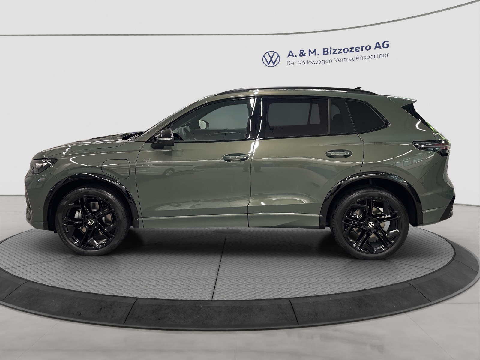VW Tiguan 1.5 TSI evo2 eHybrid R-Line DSG-showroom-element-1