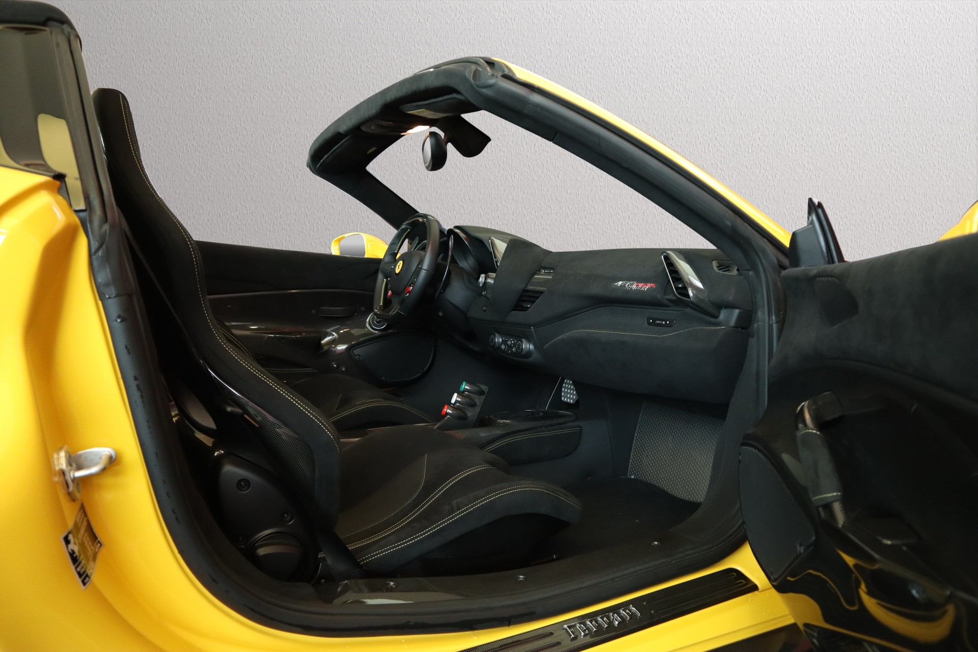 FERRARI 488 Pista Spider 3.9 V8-image-20