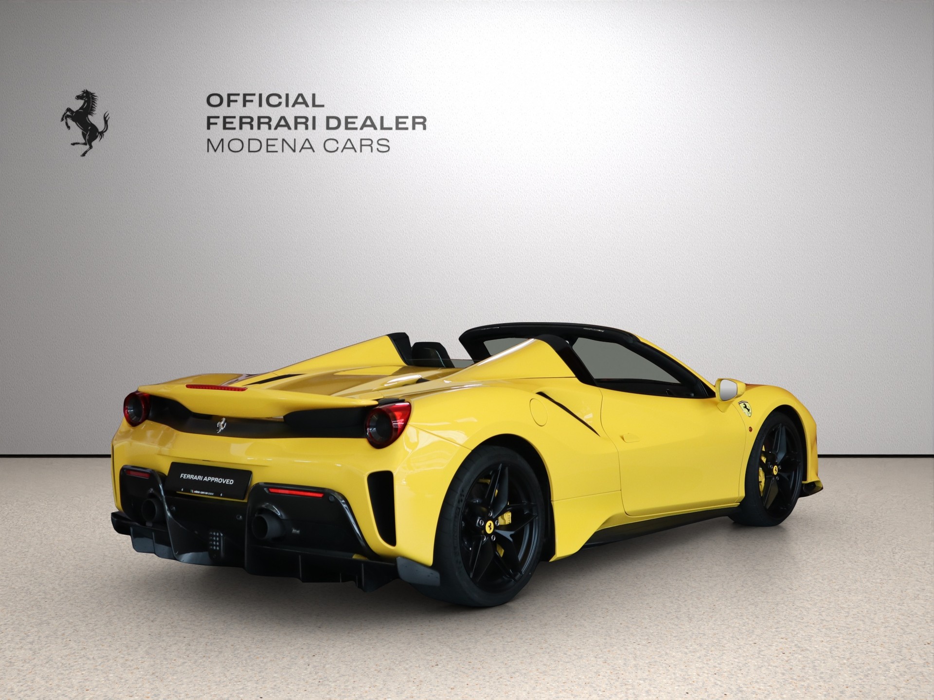 FERRARI 488 Pista Spider 3.9 V8-showroom-element-1