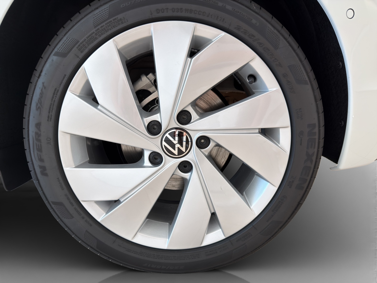 VW Golf 1.5 e TSI mHEV United DSG-image-13