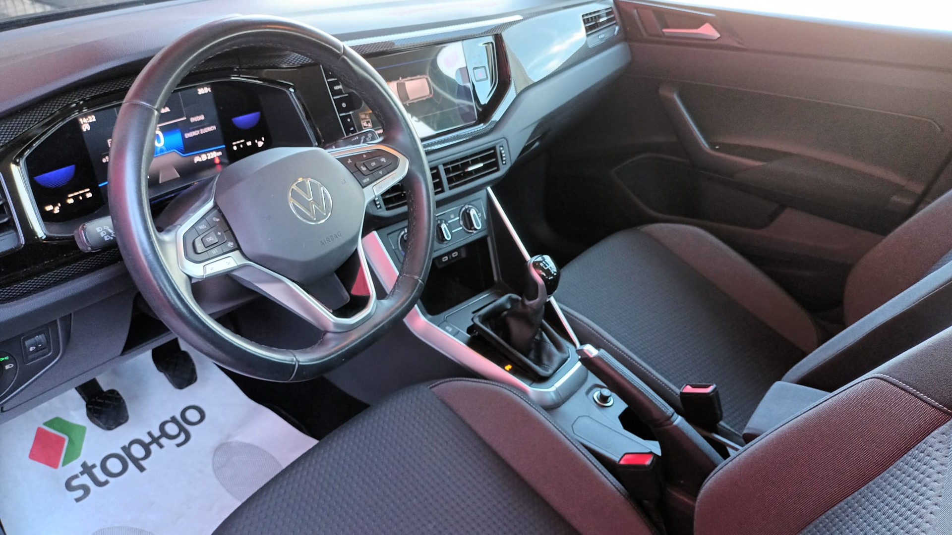 VW Polo 1.0 TSI Life-image-8