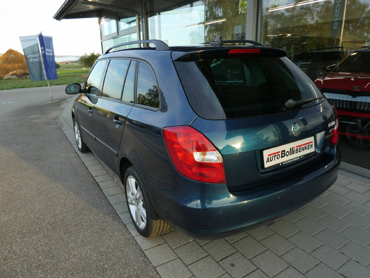 SKODA Fabia Combi 1.2 TSI Elegance-image-6