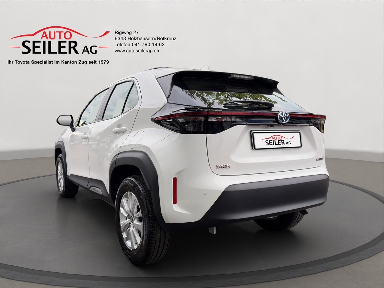 TOYOTA Yaris Cross 1.5 Comfort e-CVT Style-showroom-element-3