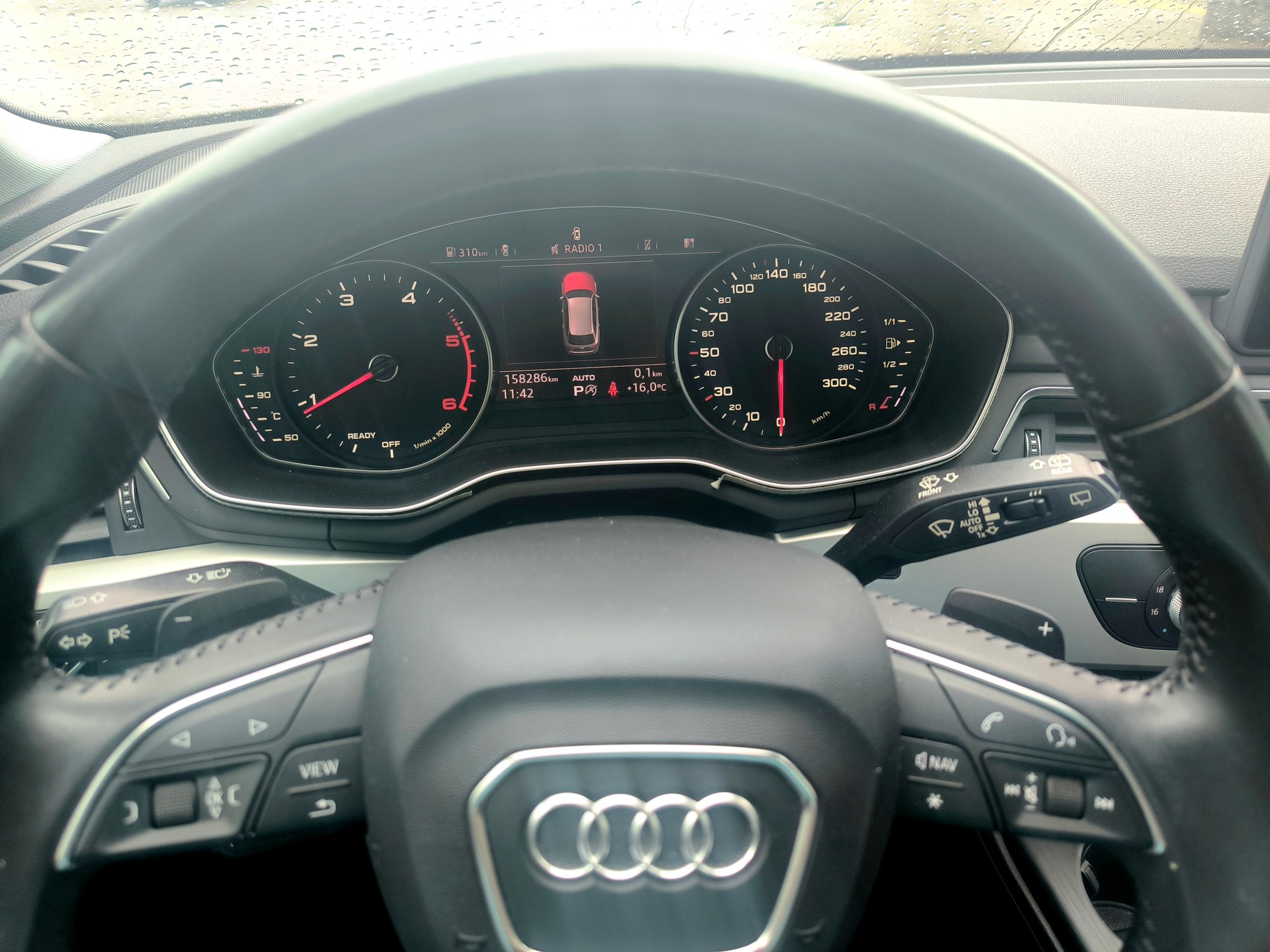 AUDI A4 Avant 2.0 TDI S-tronic-image-9