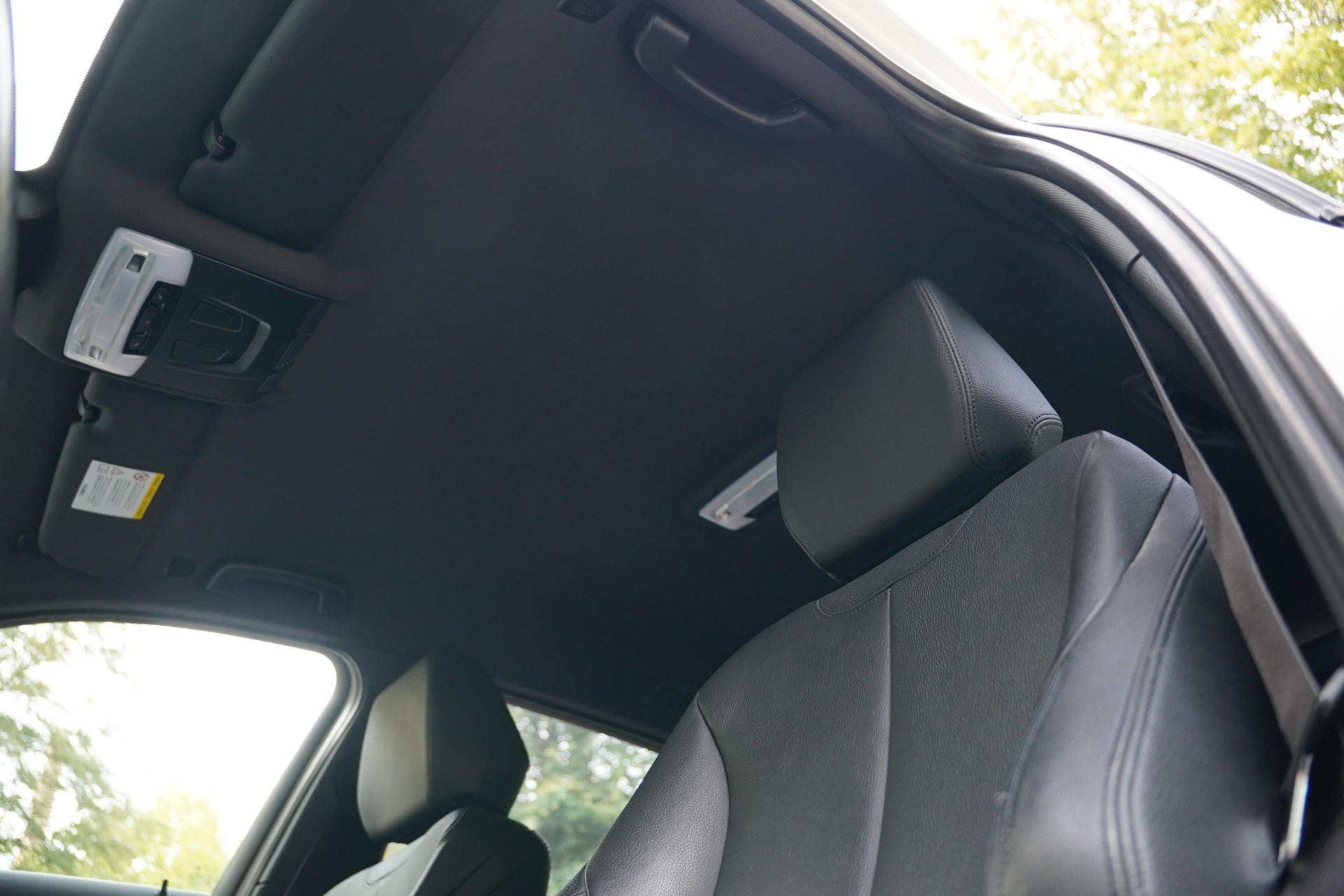 BMW M135i xDrive Steptronic-image-29