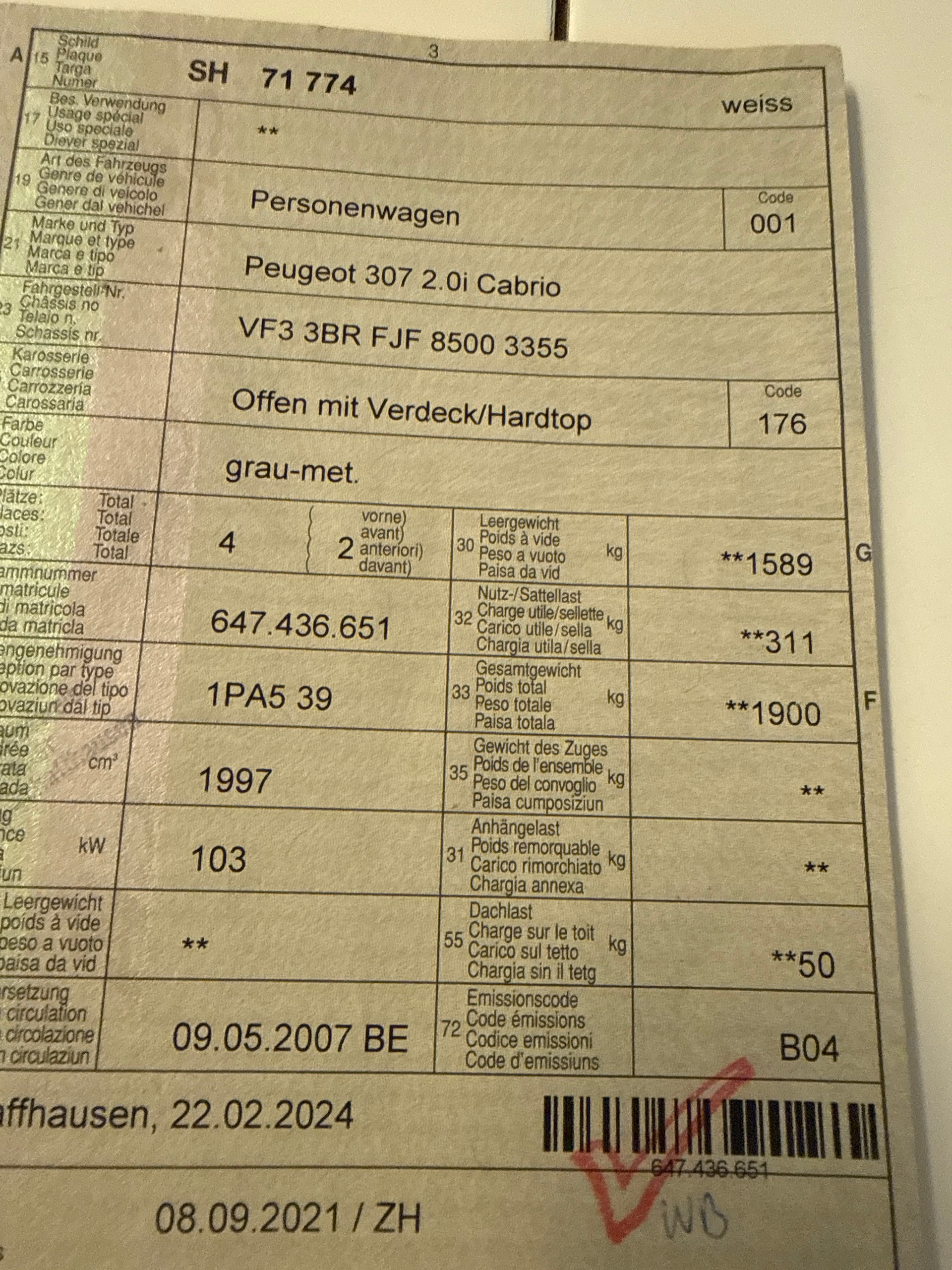 PEUGEOT 307 CC 2.0 16V Platinum Edition-image-8
