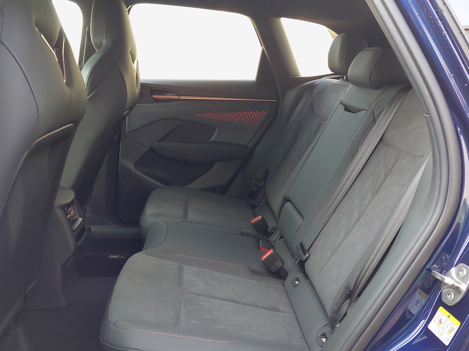 CUPRA Terramar 1.5 eHybrid DSG VZ-image-11