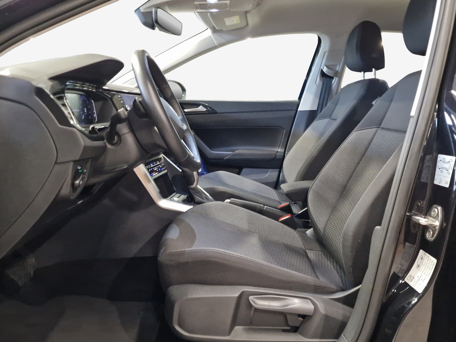 VW Taigo 1.0 TSI Life DSG-image-7