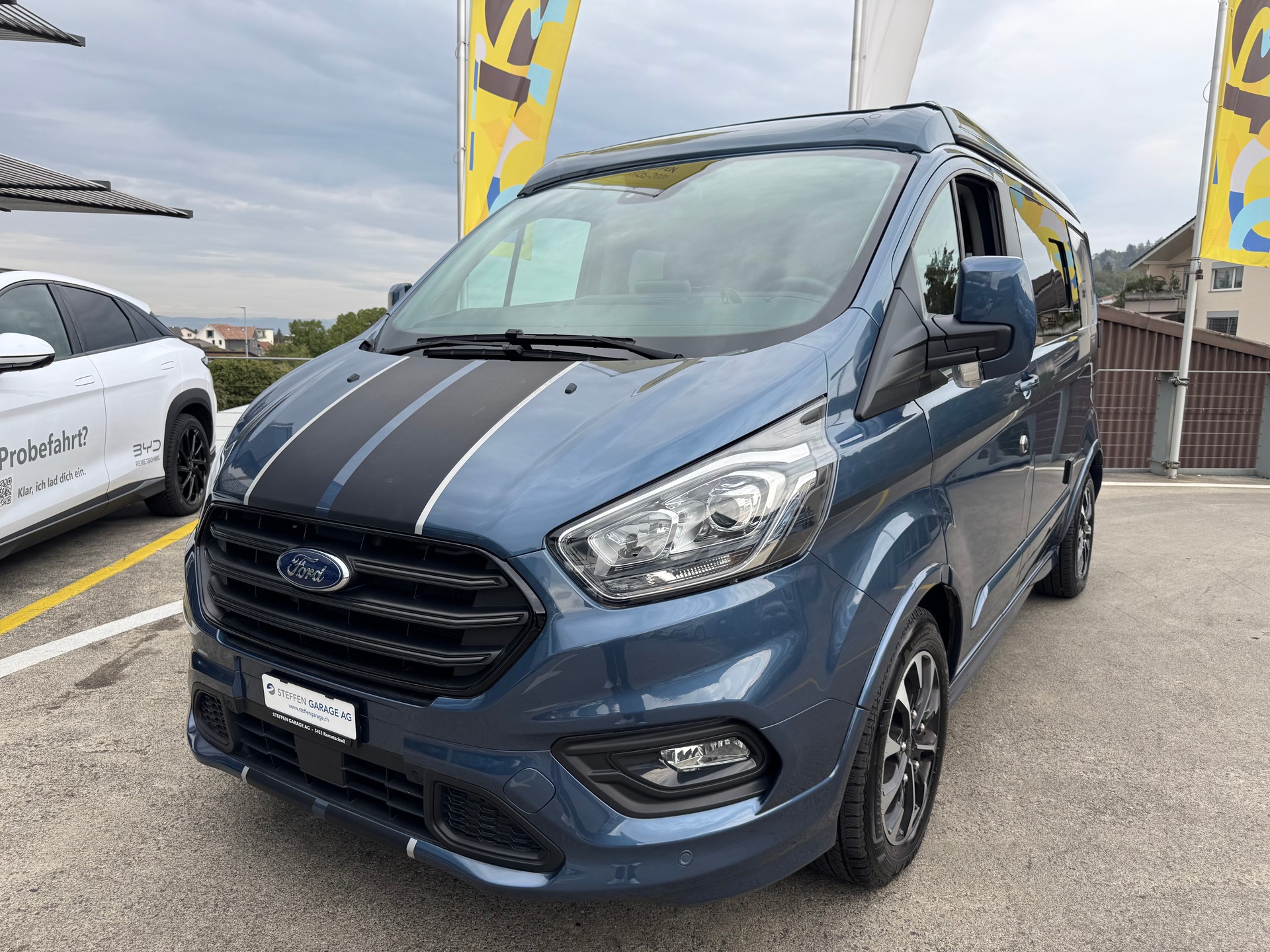 FORD Transit Custom 320 L1H1 Sport A-showroom-element-3