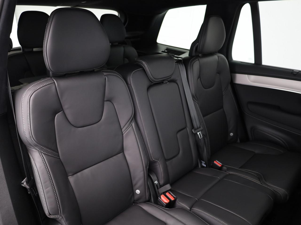 VOLVO XC90 2.0 T8 TE Black Edition eAWD-image-10
