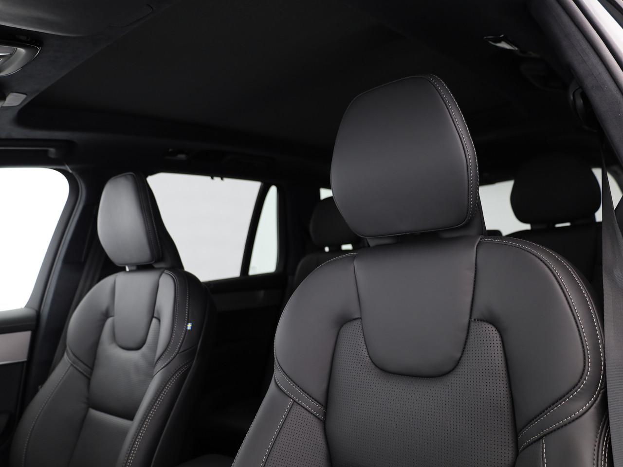 VOLVO XC90 2.0 T8 TE Black Edition eAWD-image-9