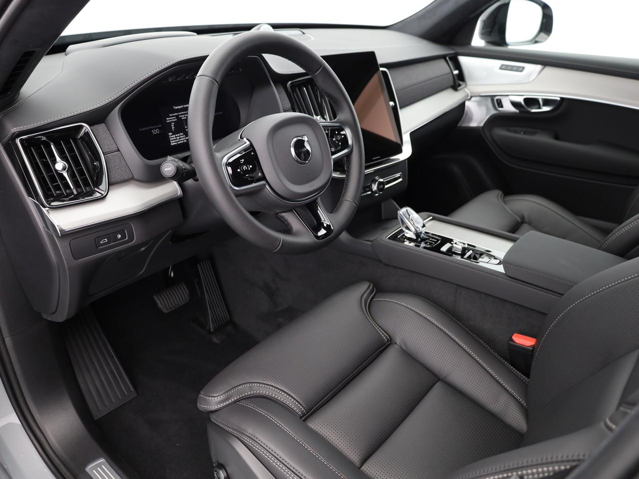 VOLVO XC90 2.0 T8 TE Black Edition eAWD-image-6