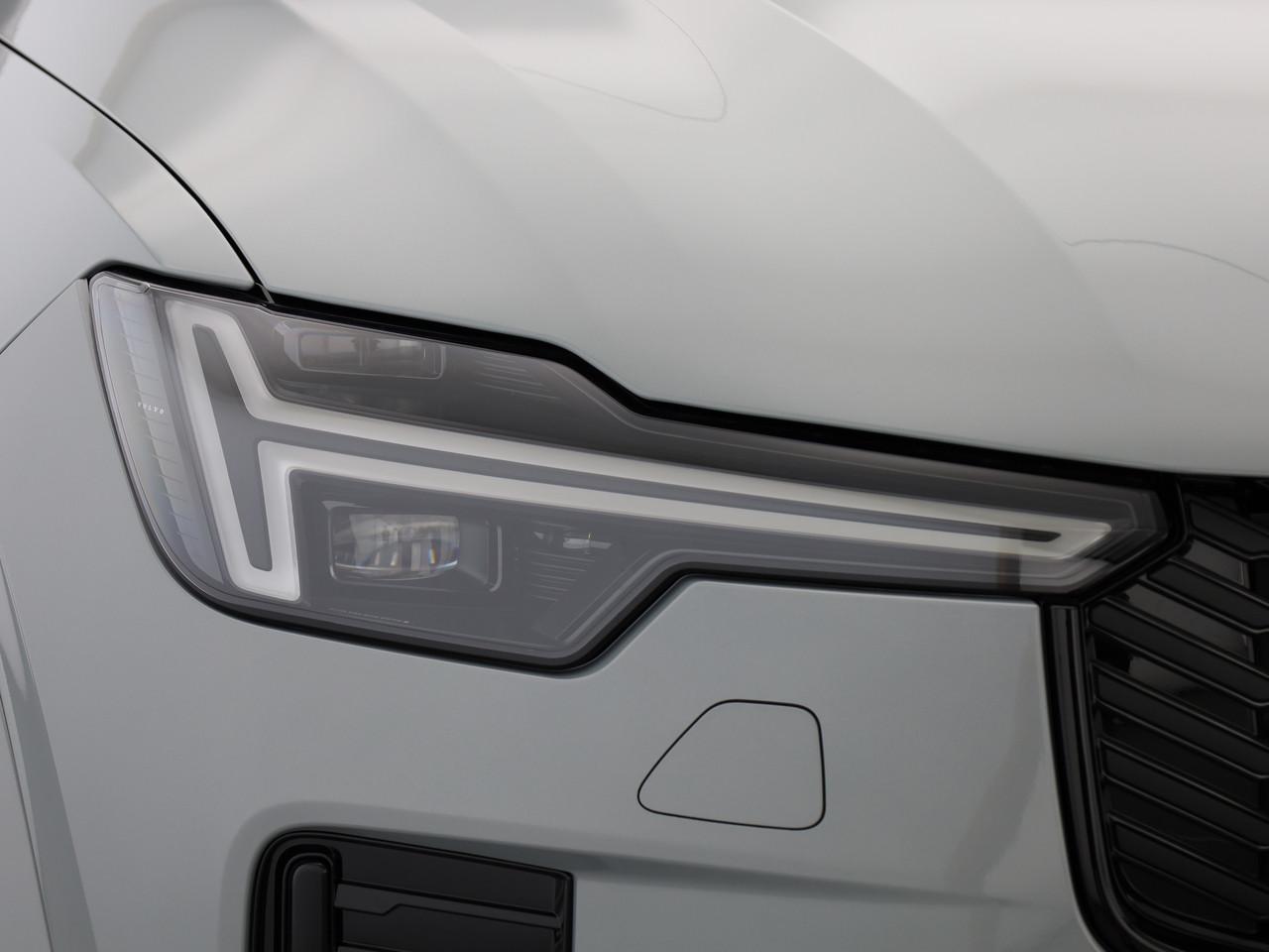 VOLVO XC90 2.0 T8 TE Black Edition eAWD-image-14