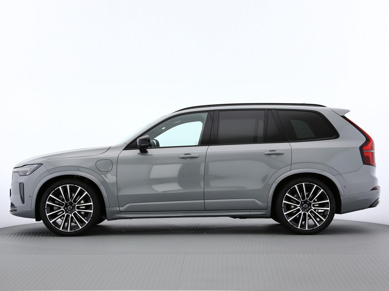 VOLVO XC90 2.0 T8 TE Black Edition eAWD-image-2