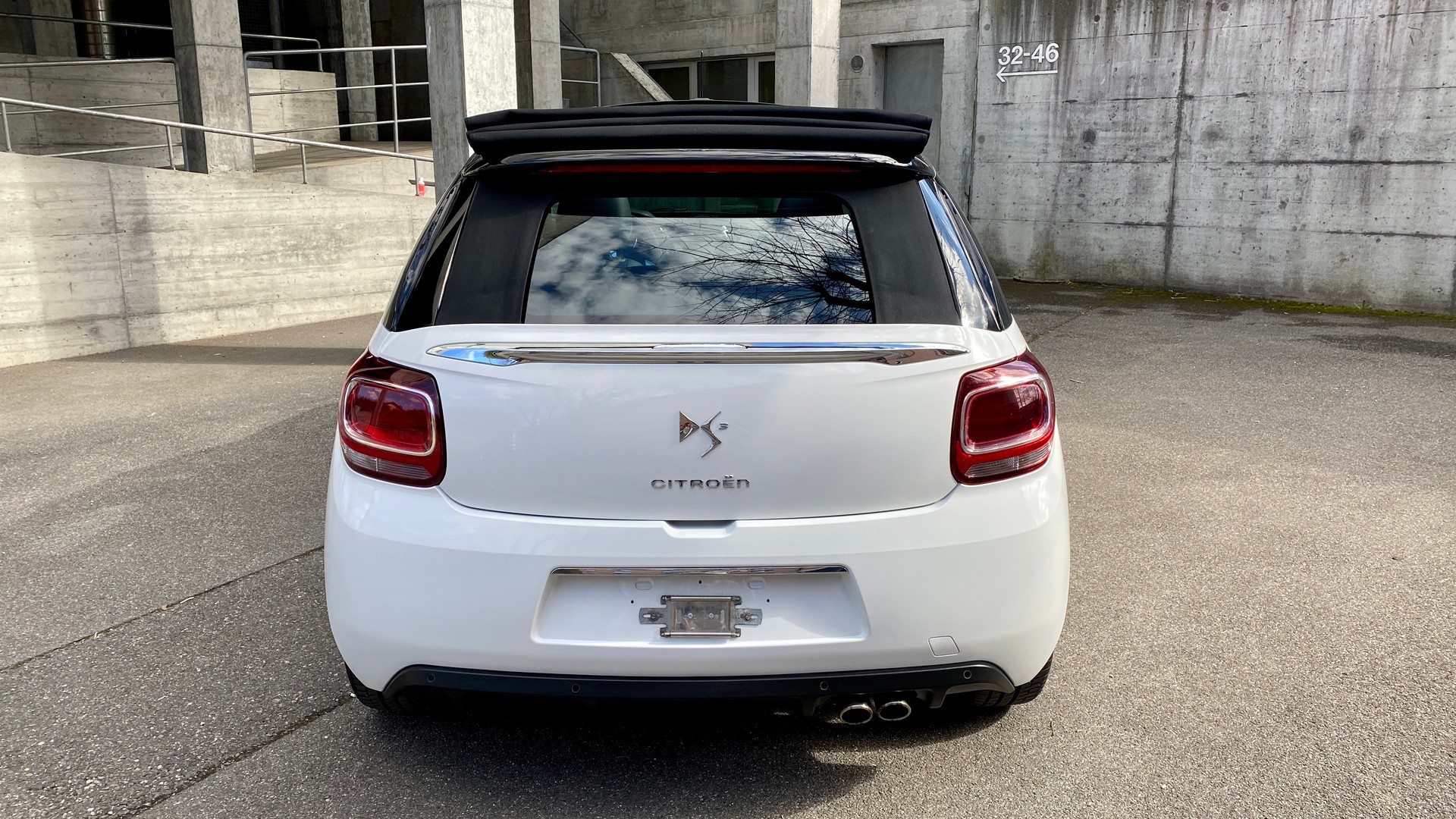 DS AUTOMOBILES 1.6 THP Sport Chic-image-3