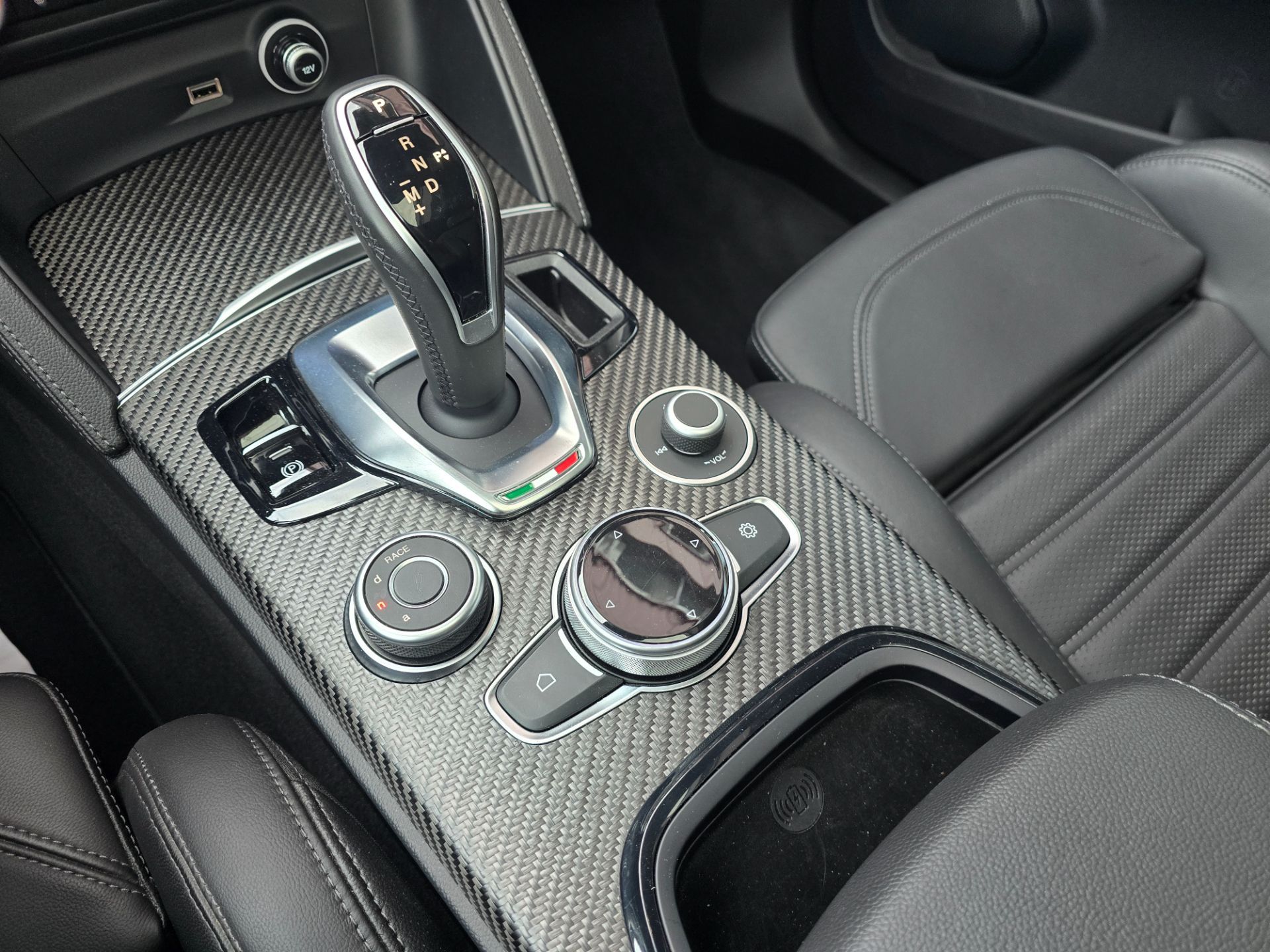 ALFA ROMEO Stelvio 2.9 V6 Quadrifoglio Q4 AT8-image-16