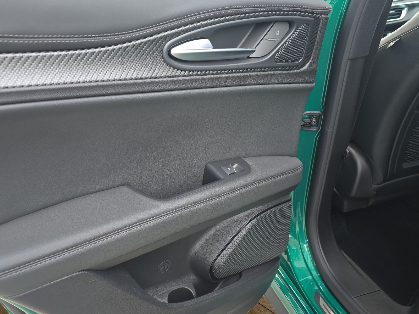 ALFA ROMEO Stelvio 2.9 V6 Quadrifoglio Q4 AT8-image-21