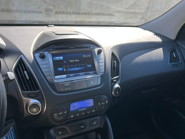 HYUNDAI ix 35 2.0 CRDi - Premium 136 PS - 4WD-image-7