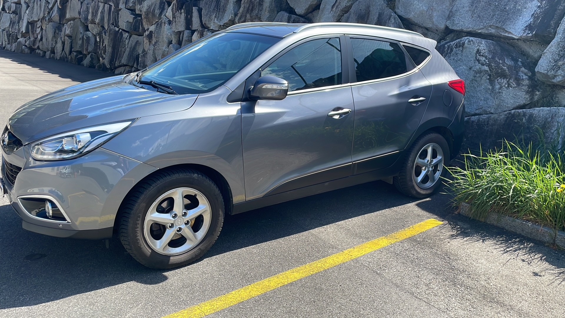 HYUNDAI 2.0 CRDi 136 Amplia 4WD-image-1