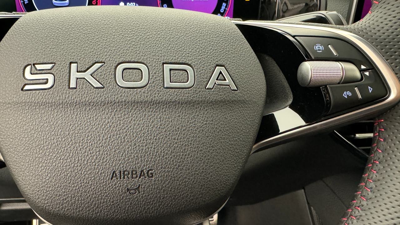 SKODA Kodiaq 2.0 TSI RS 4x4-image-10