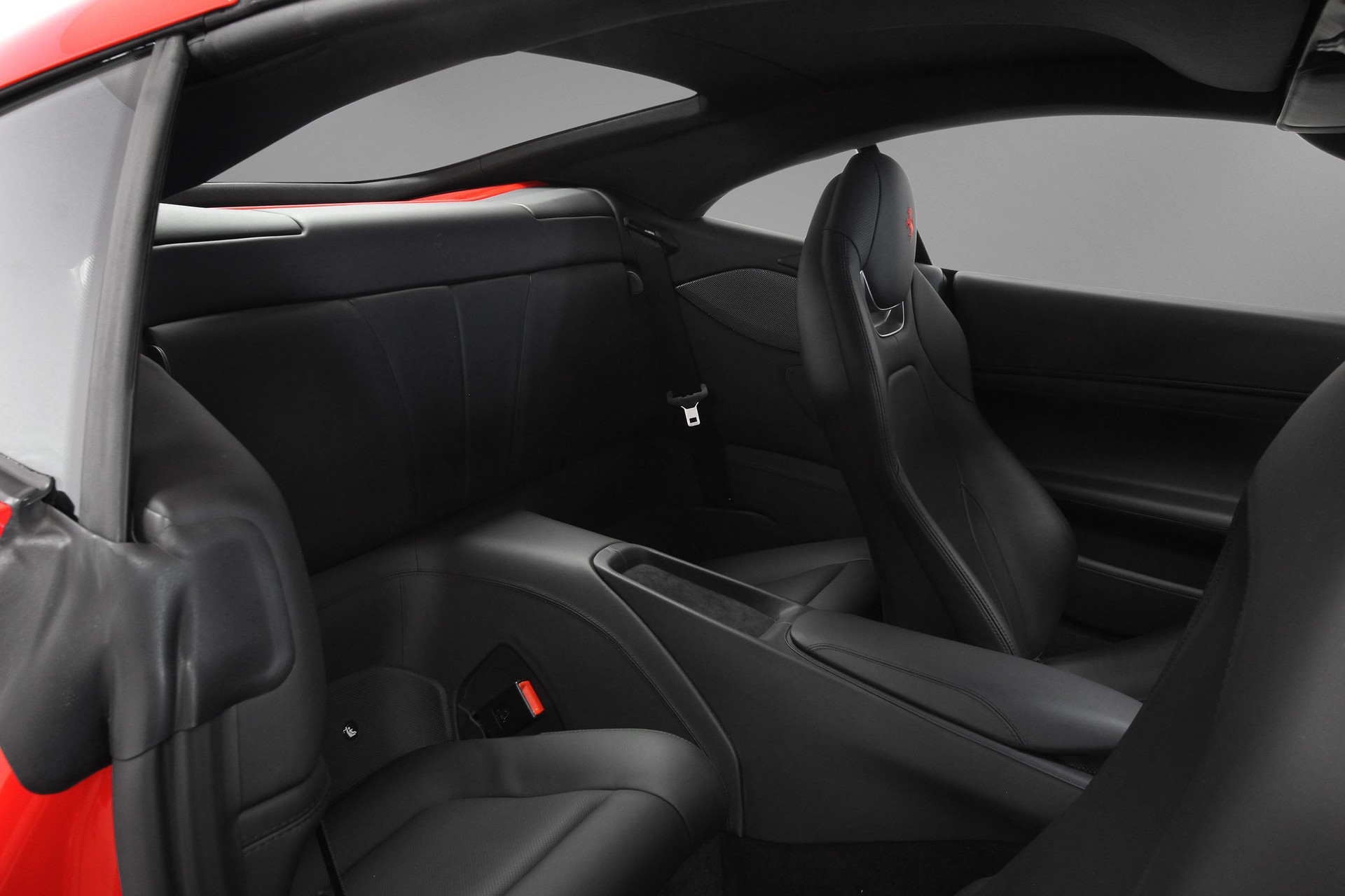 FERRARI Portofino 3.9 V8 T-image-14