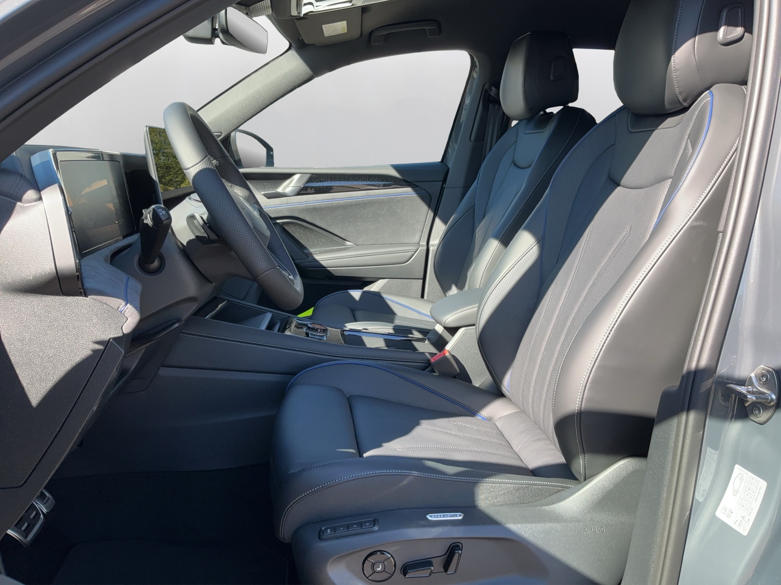 VW Tiguan 2.0 TSI DSG United 4Motion-image-9