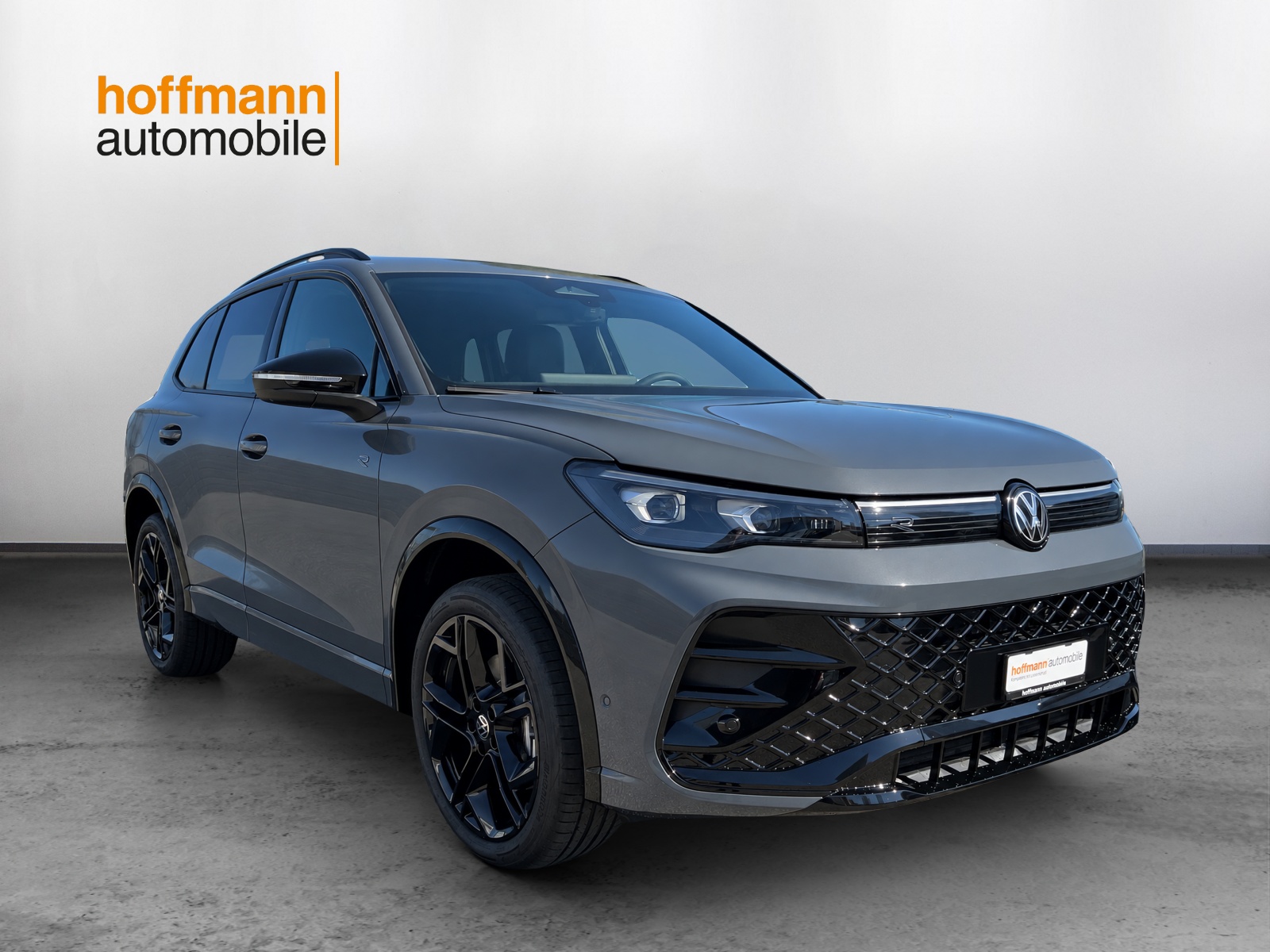 VW Tiguan 2.0 TSI DSG United 4Motion-image-2