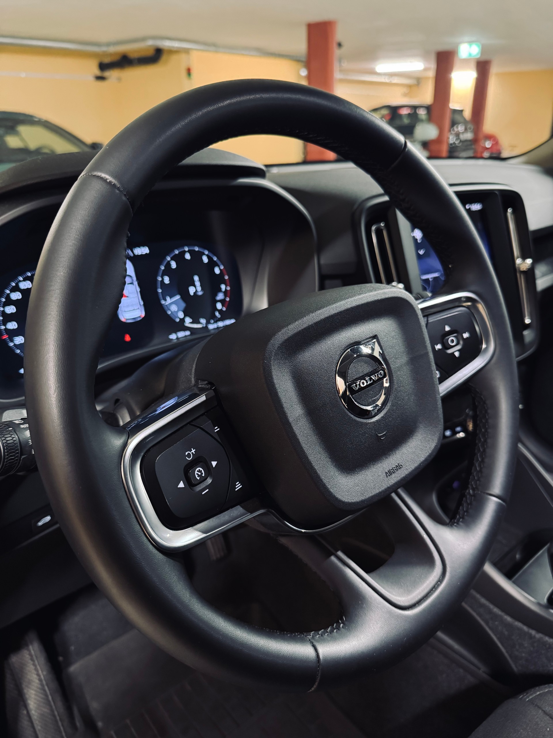 VOLVO 1.5 T2 Essential-image-5
