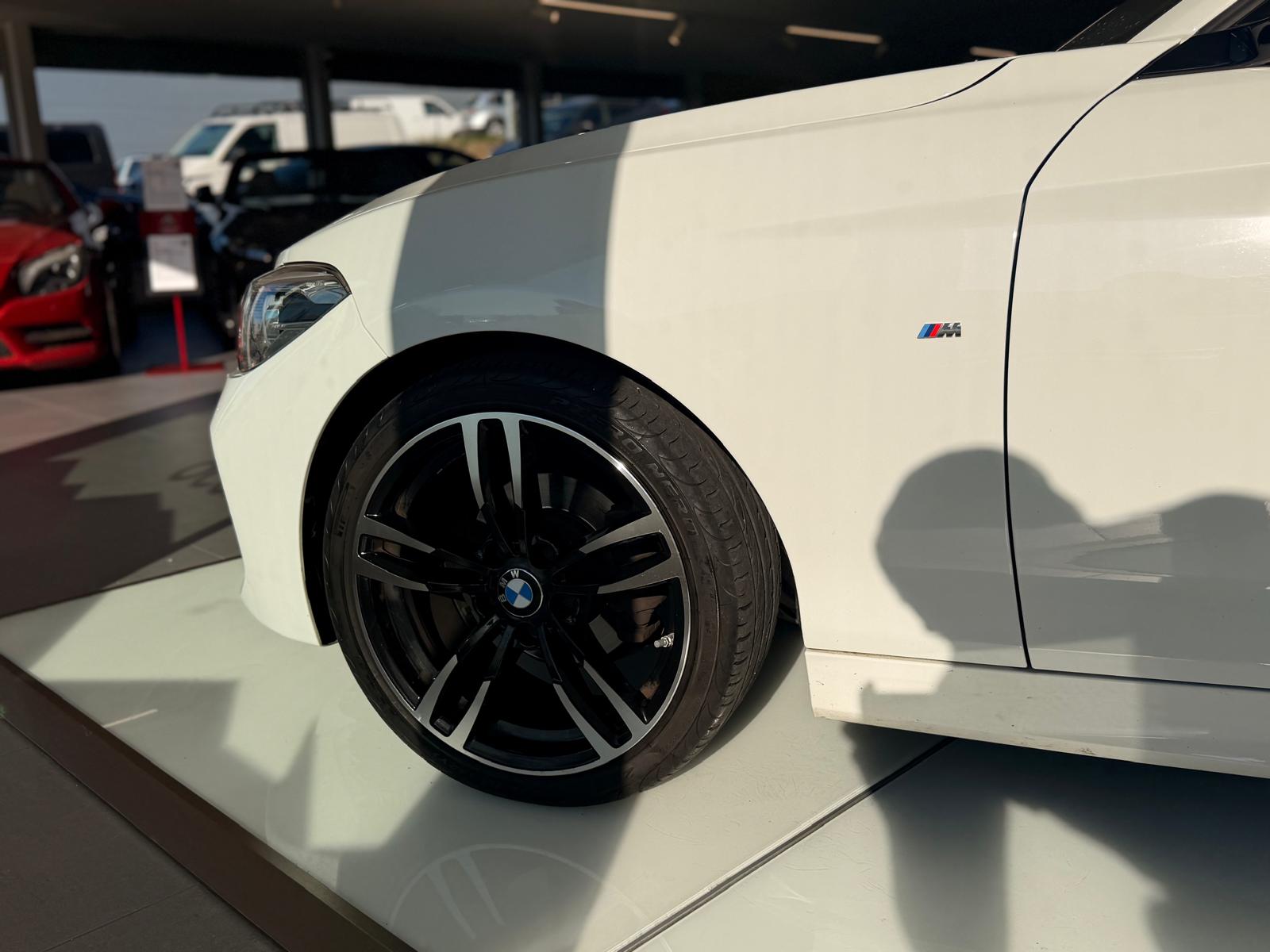 BMW 118i M Sport Steptronic-image-12