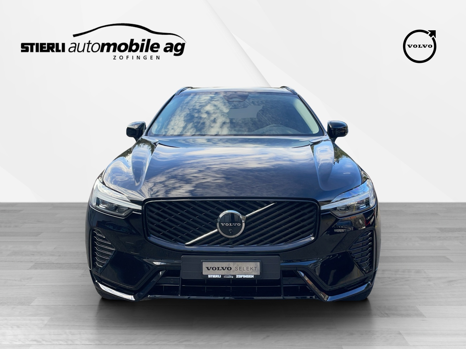 VOLVO XC60 2.0 B5 MH Plus Dark AWD-image-1