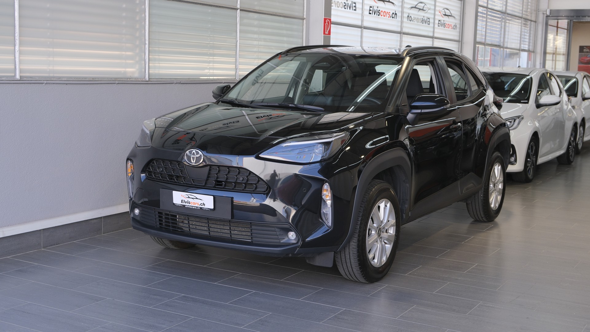 TOYOTA Yaris Cross 1.5 Trend e-CVT-image-2