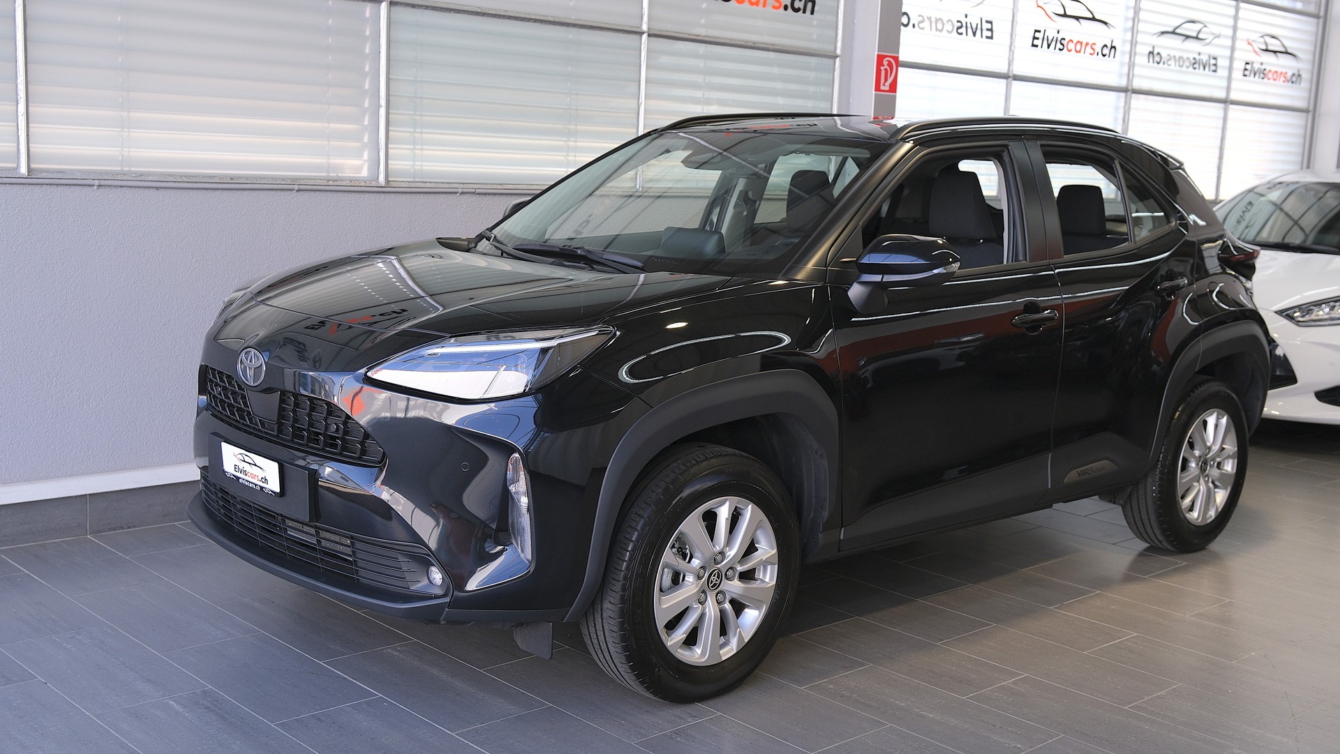 TOYOTA Yaris Cross 1.5 Trend e-CVT-image-3