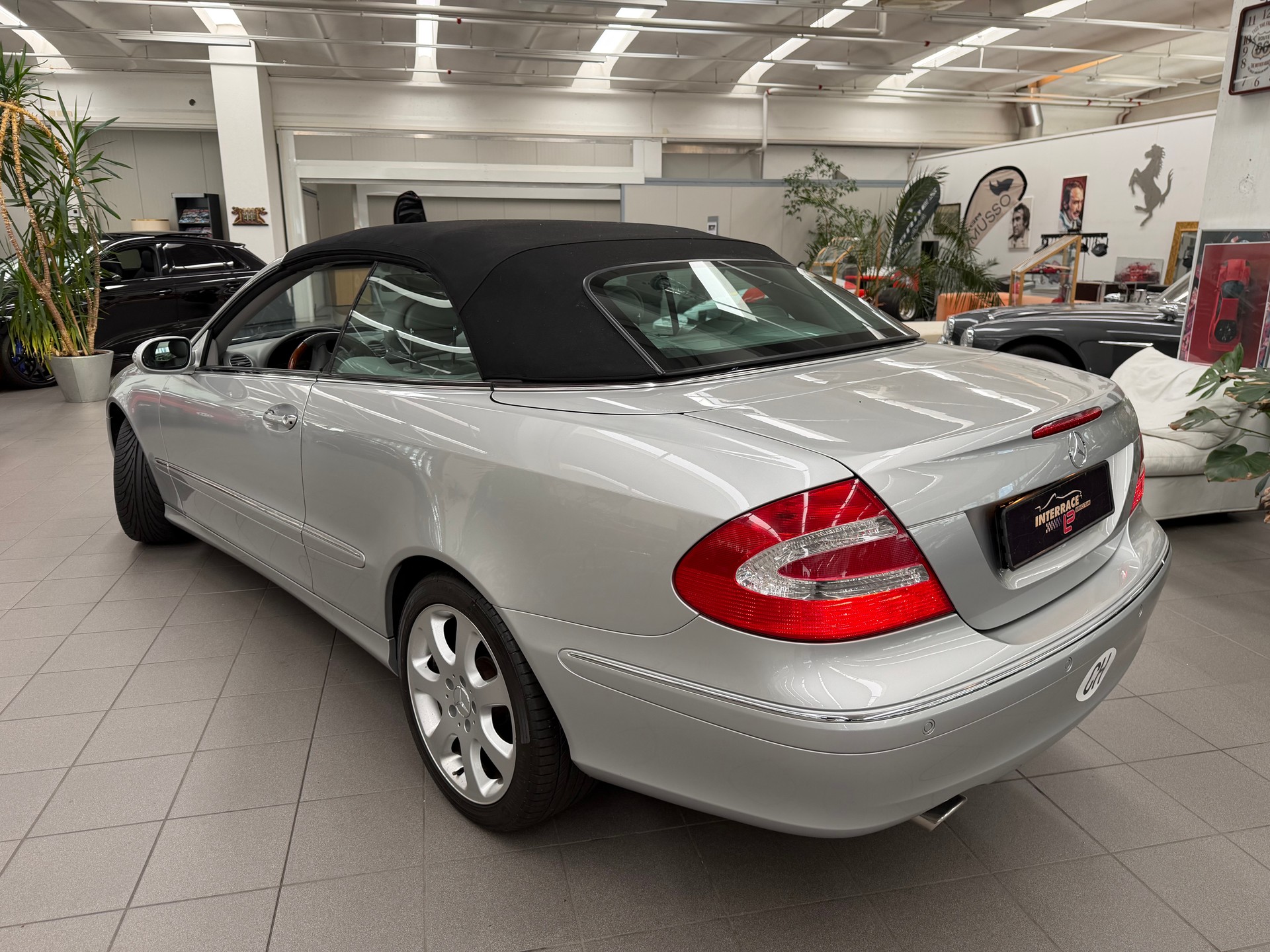 MERCEDES-BENZ CLK 320 Automatica-image-4