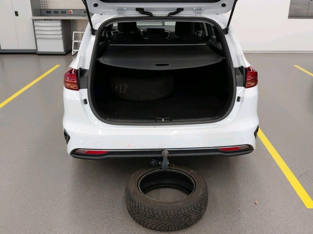 KIA Ceed Sportswagon 1.0 T-GDi MHEV Power ** Frisch ab MFK und Service ** CH Auto ** 1. Hand ** Anhängerkupplung **-image-5