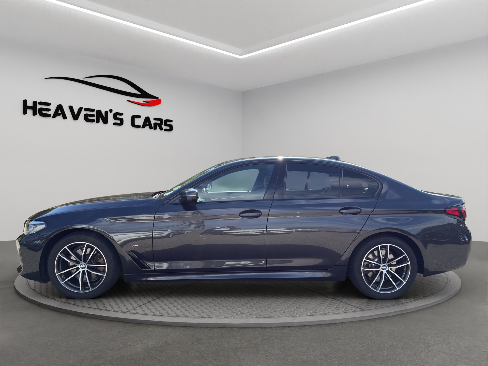 BMW 520d xDrive 48V M Sport Steptronic-image-1