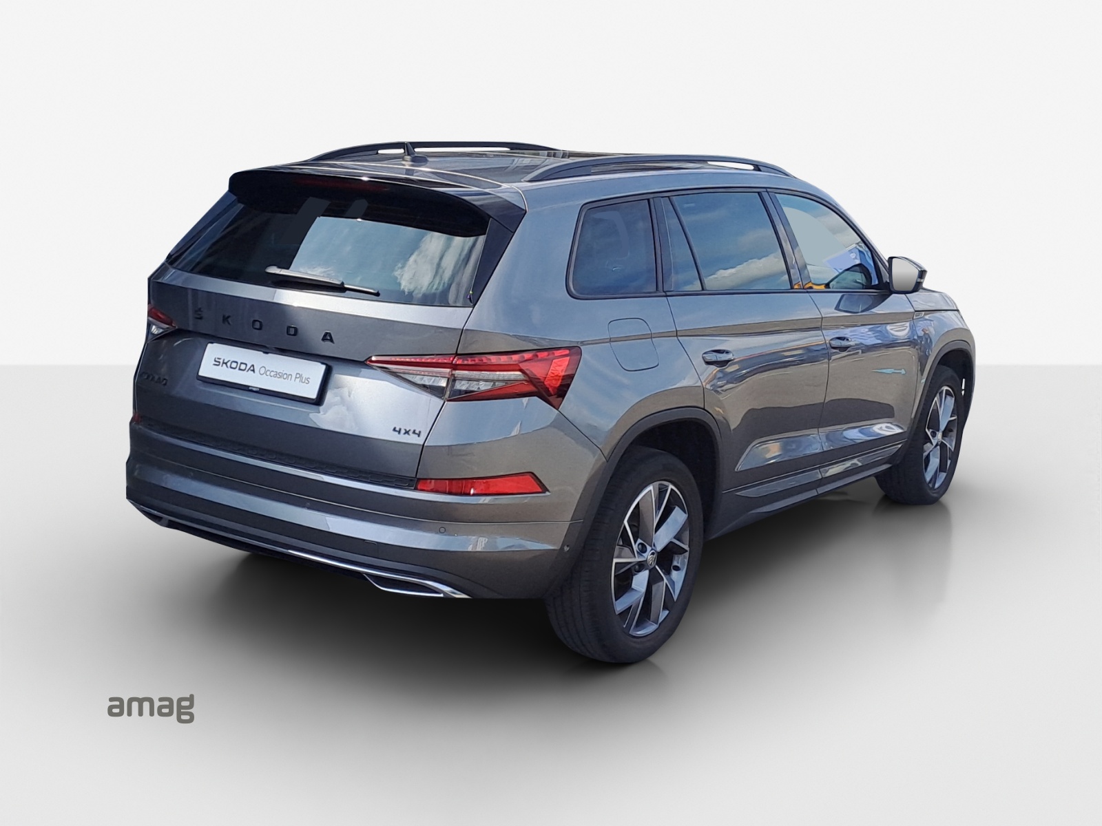 SKODA Kodiaq 2.0 TSI 4x4 SportLine-image-4