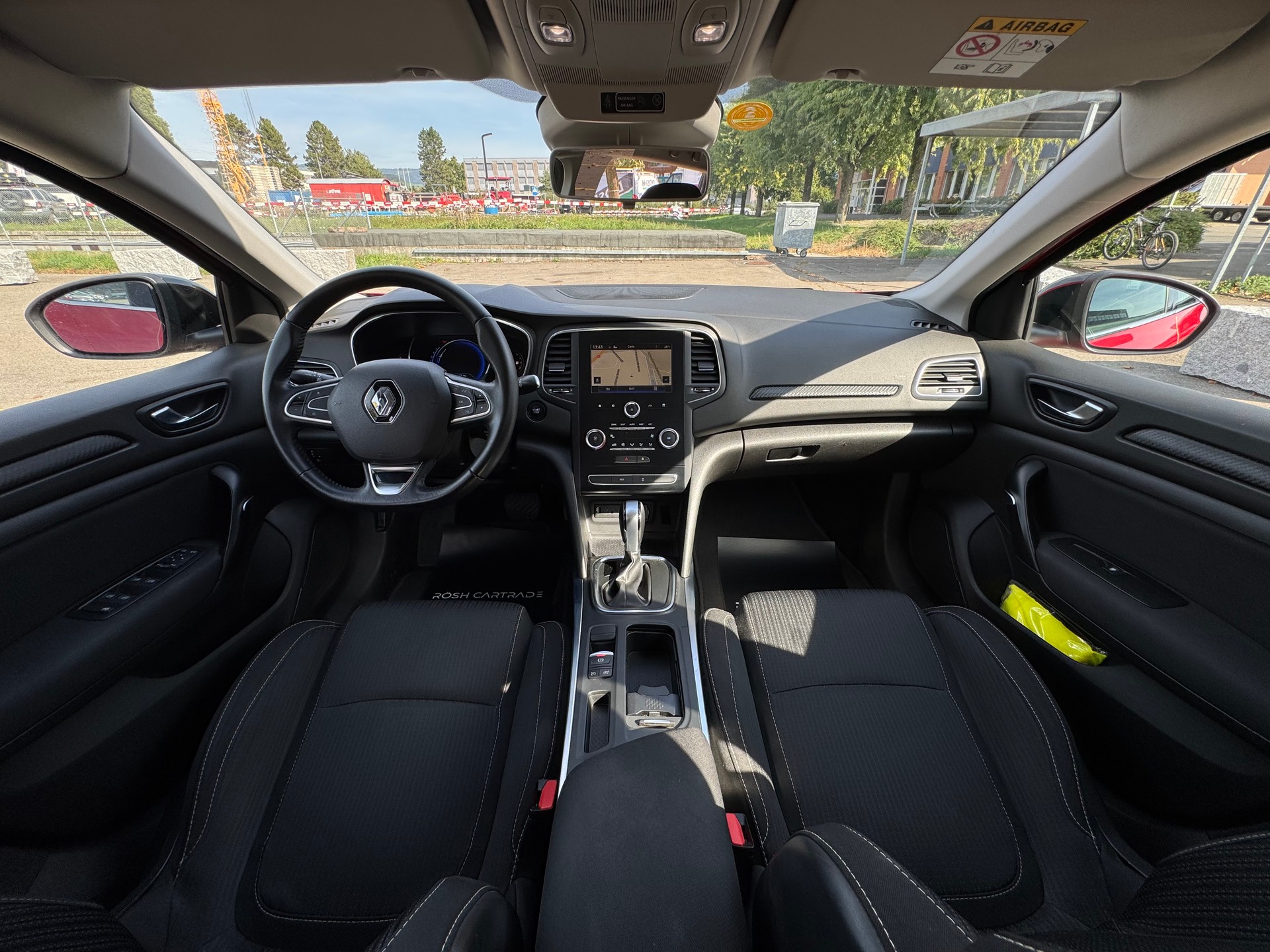 RENAULT Mégane Grandtour 1.5 dCi Business EDC-image-10