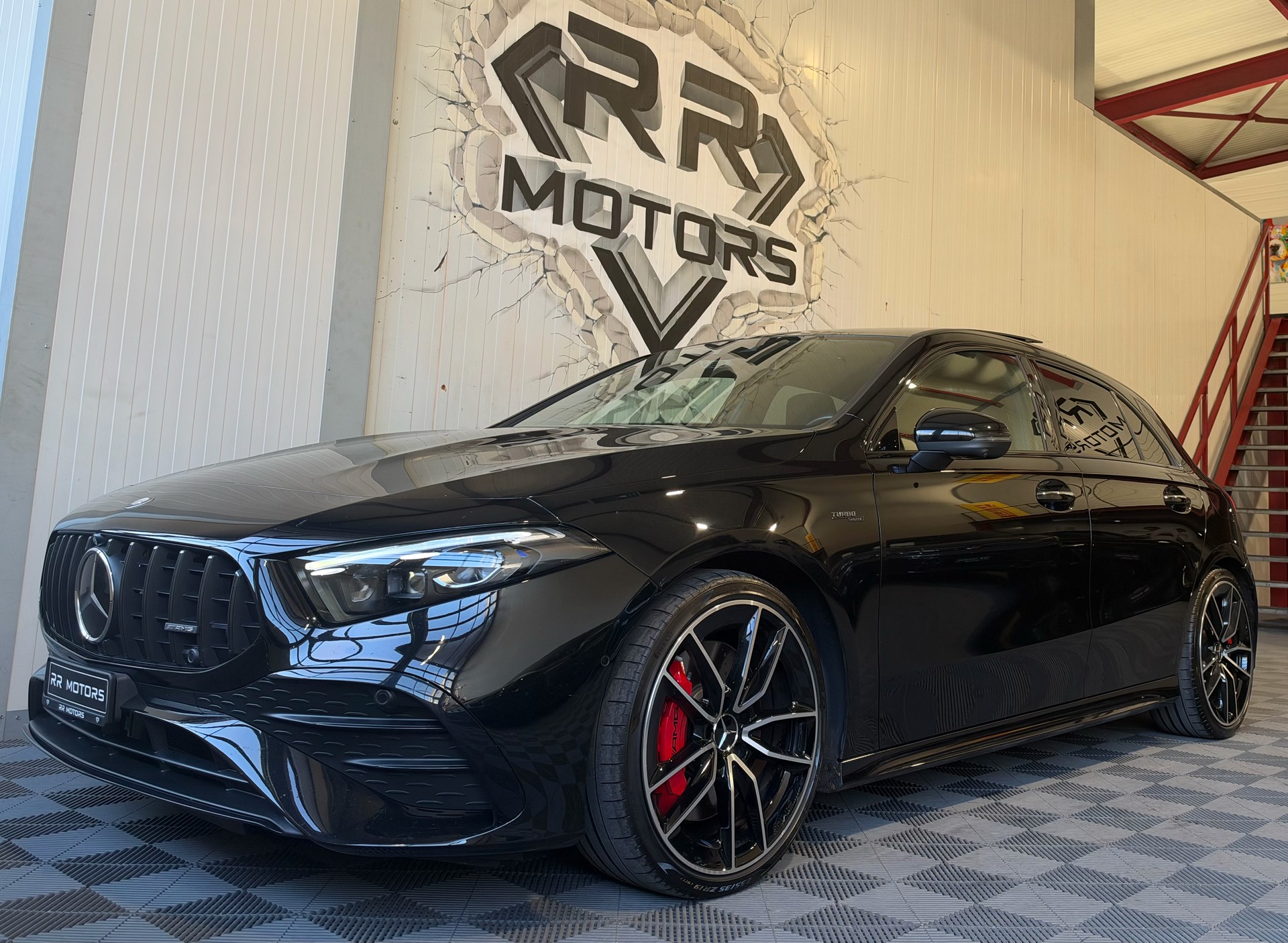 MERCEDES-BENZ A AMG 35 4Matic 8G-DCT-image-0