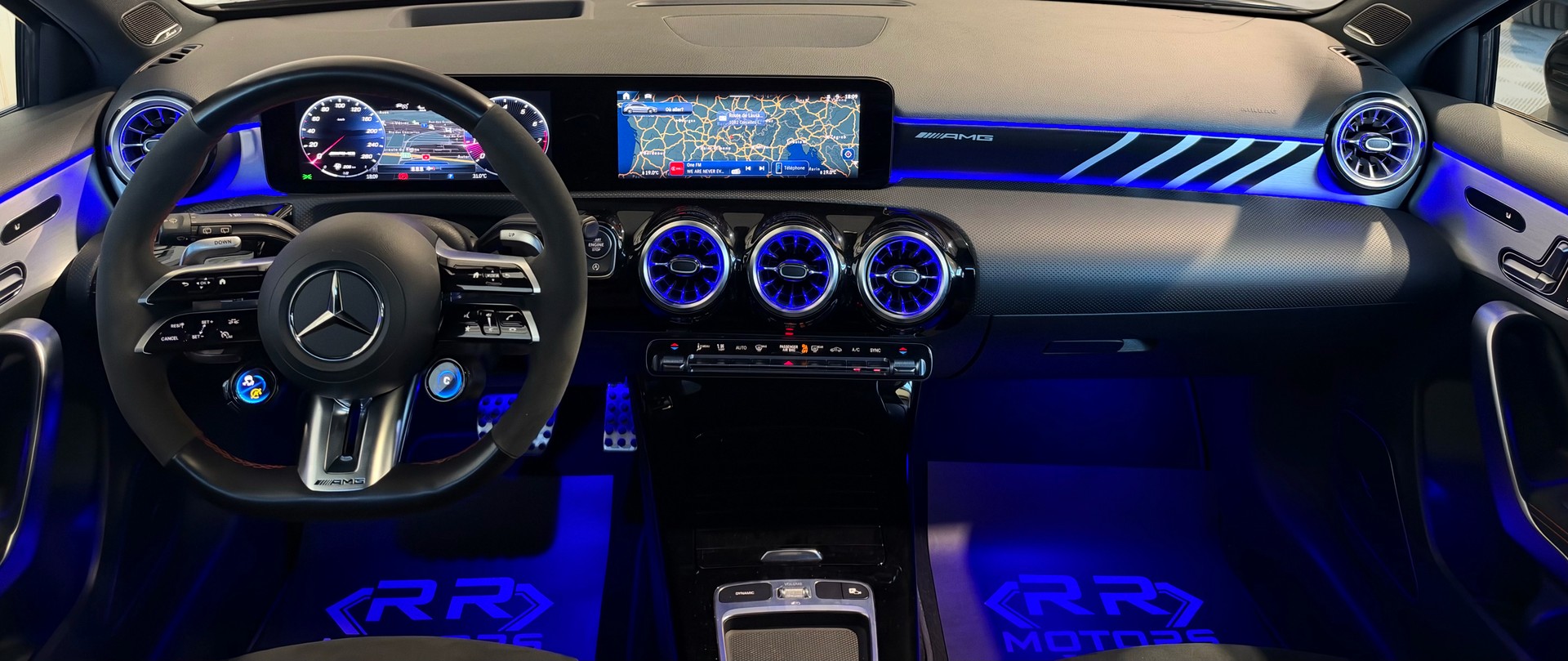 MERCEDES-BENZ A AMG 35 4Matic 8G-DCT-image-9