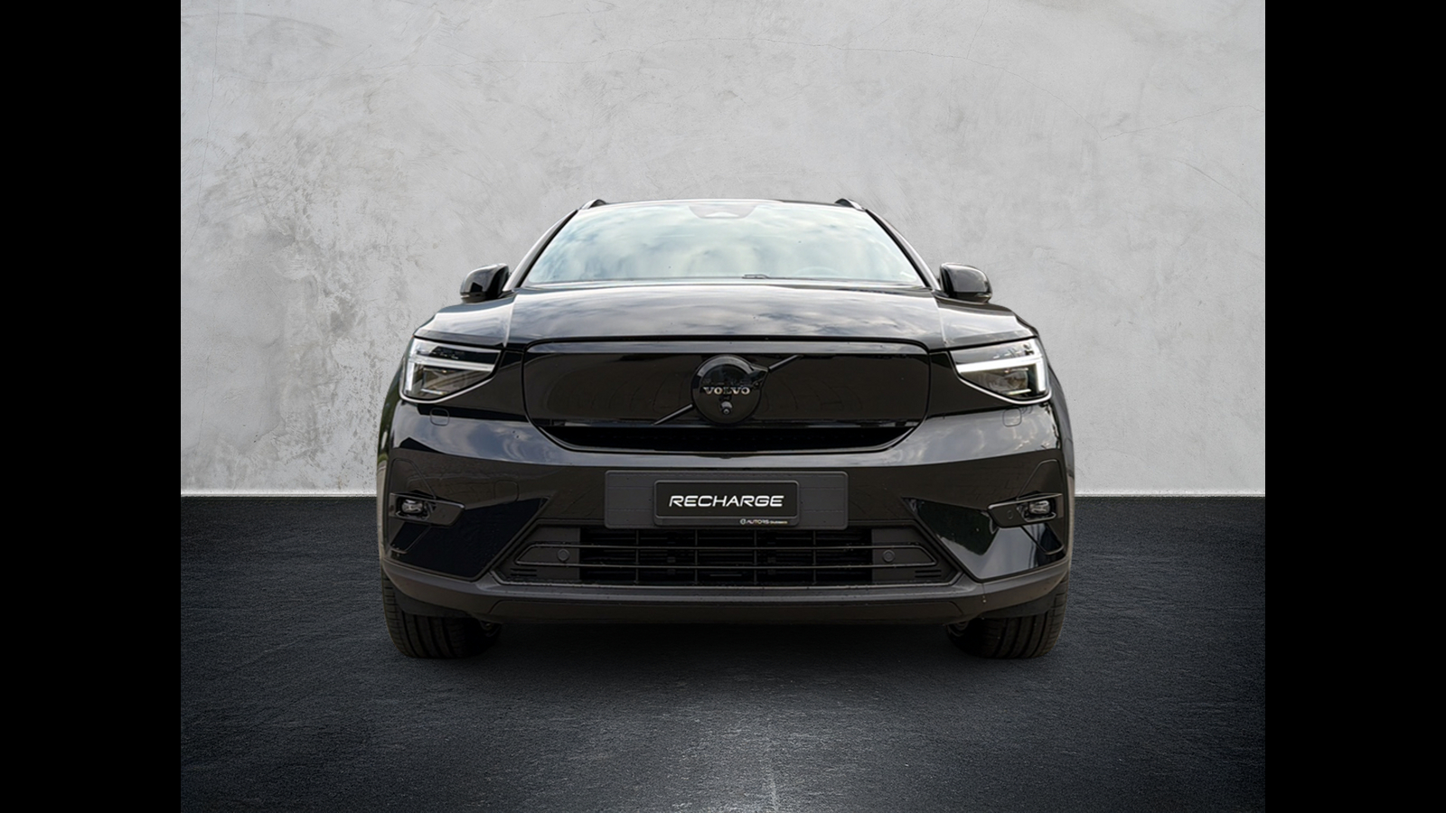 VOLVO EX40 82kWh Twin Motor Performance AWD Xcentric Black Edition-image-2