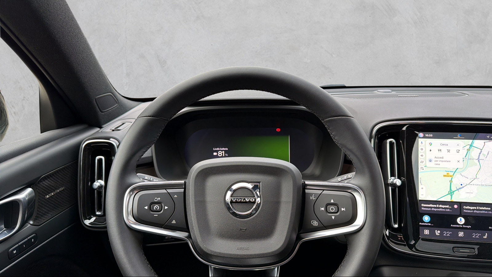 VOLVO EX40 82kWh Twin Motor Performance AWD Xcentric Black Edition-image-10