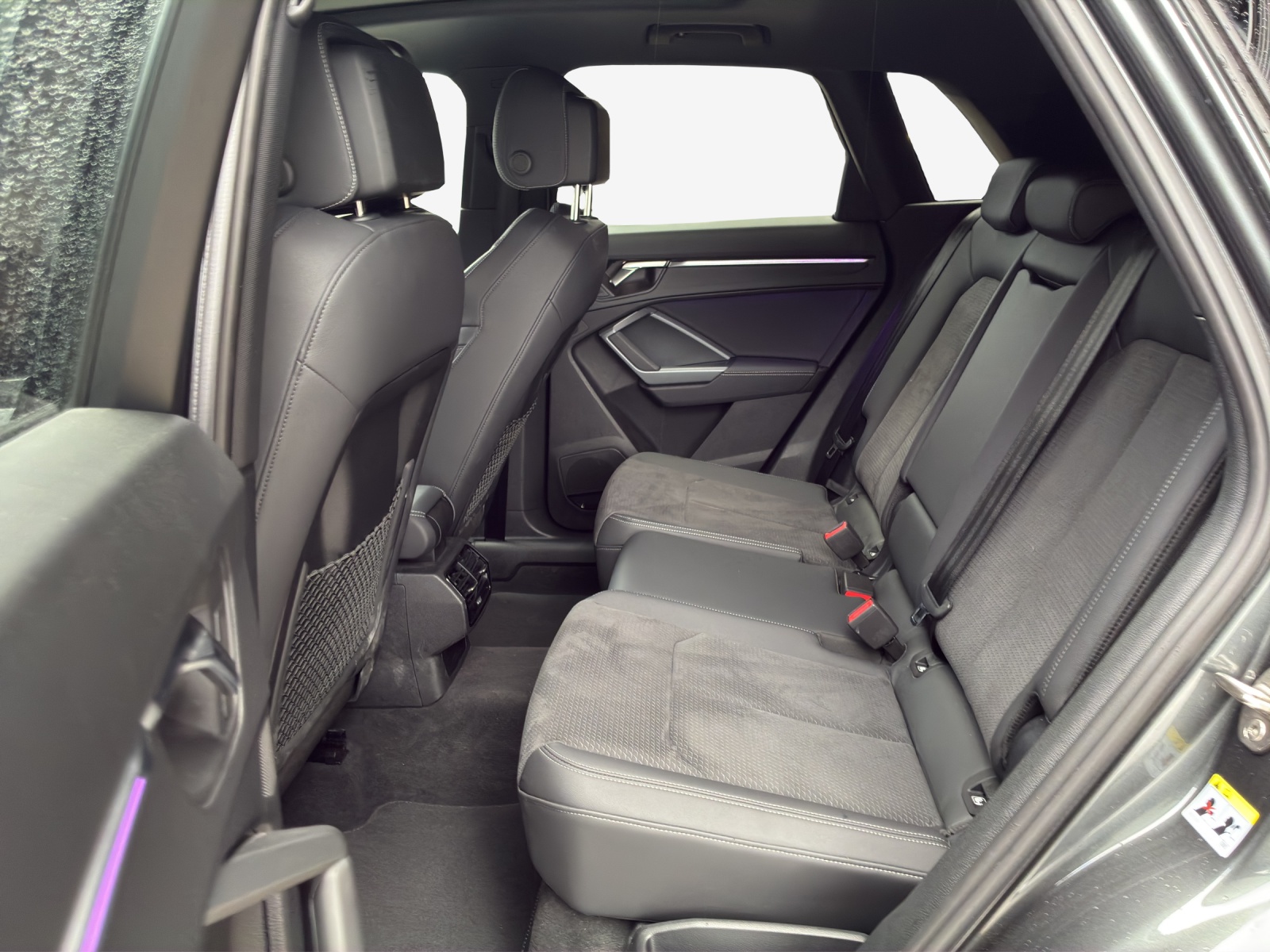 AUDI Q3 35 TFSI S line Attraction S-tronic-image-11