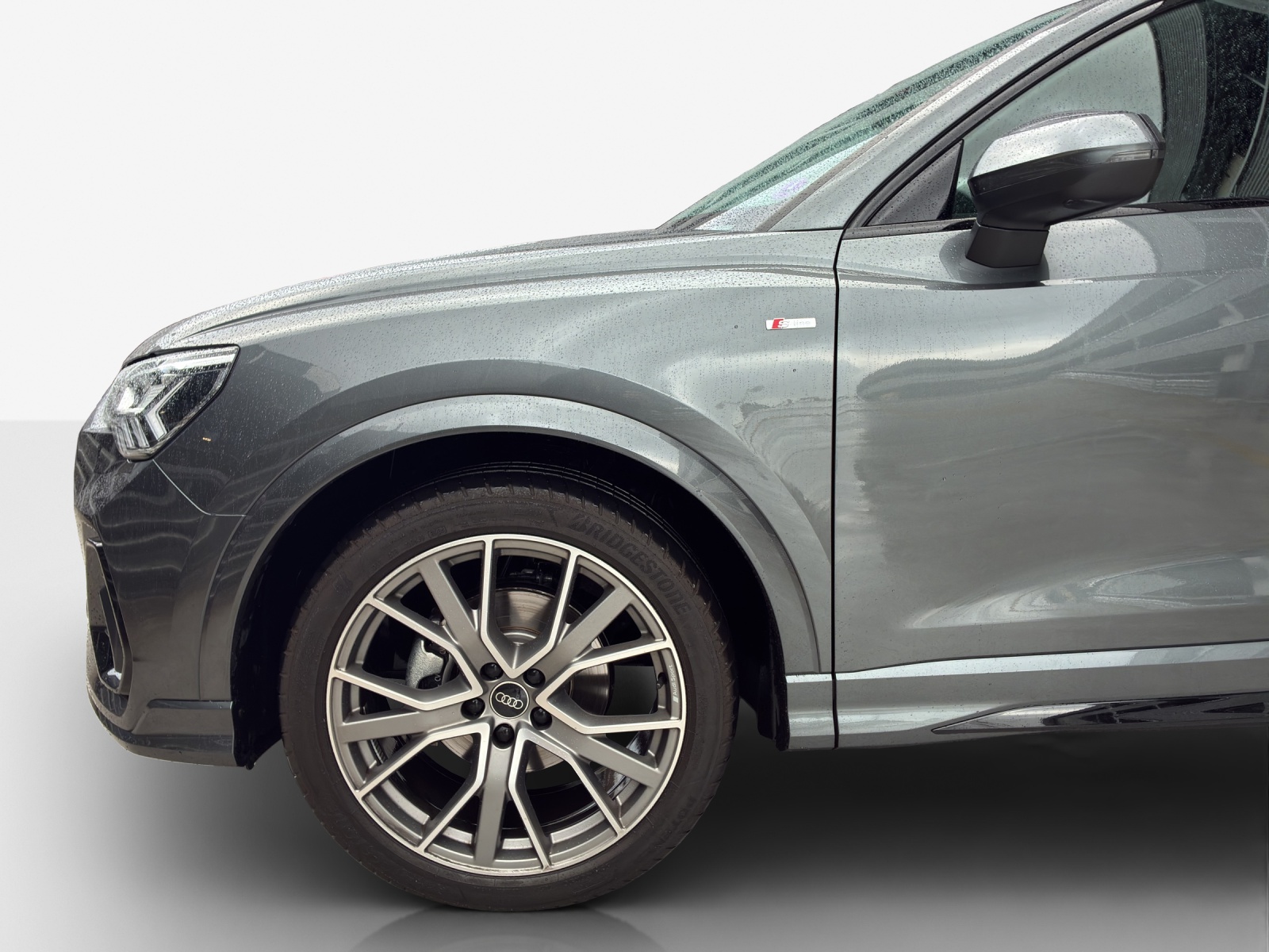AUDI Q3 35 TFSI S line Attraction S-tronic-image-13